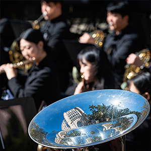 “The Sound of the Flowing Wind”